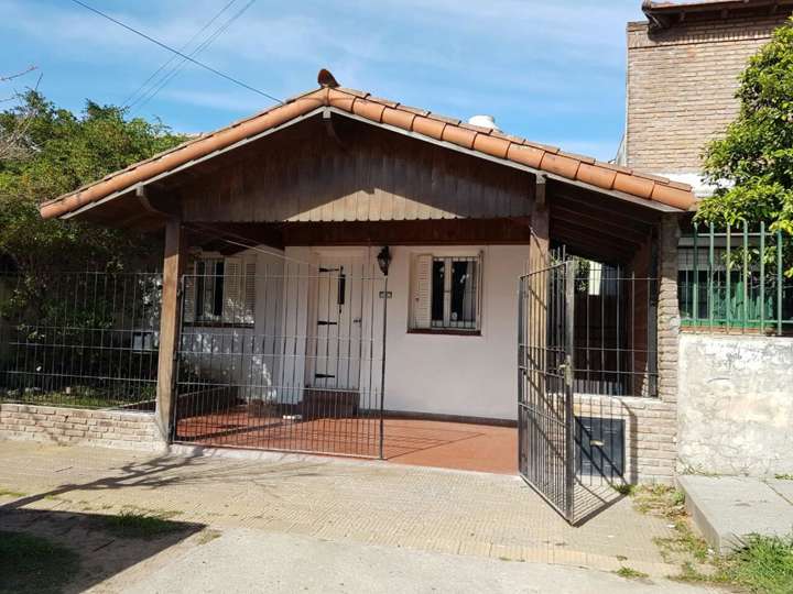 Casa en venta en Río Negro, Bella Vista