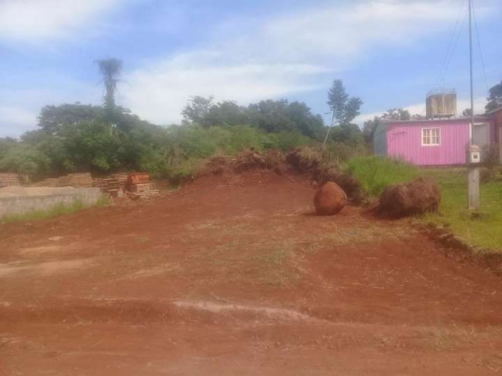Terreno en venta en Madre Teresa de Calcuta, Leandro N. Alem