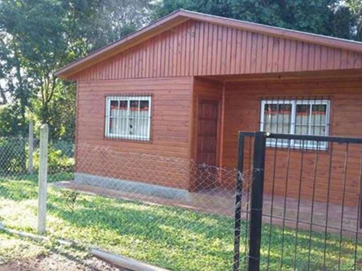 Casa en alquiler en Corrientes, Leandro N. Alem