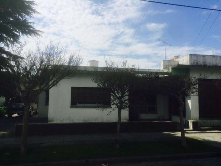 Casa en venta en Alvear, Buenos Aires