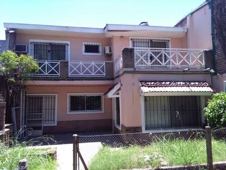 Casa en venta en Baroni, Los Polvorines