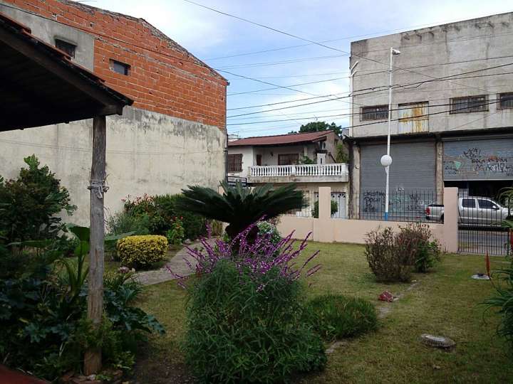 Casa en venta en Sucre, 375, Villa de Mayo