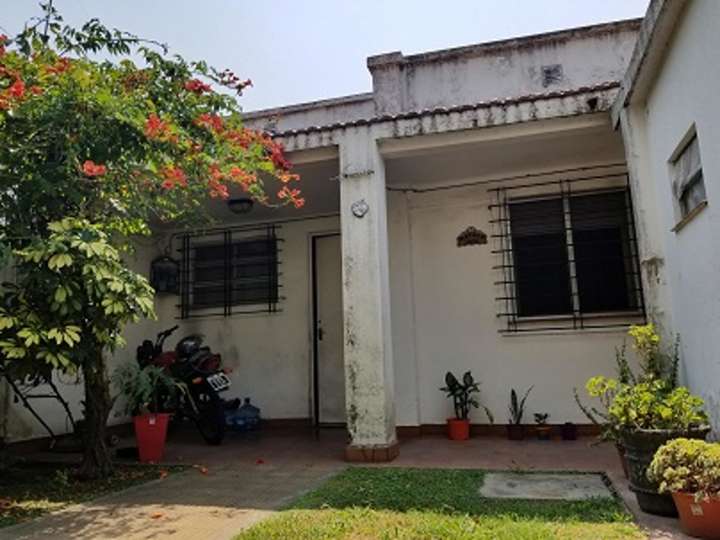 Casa en venta en Boulevard Presidente Perón, Buenos Aires