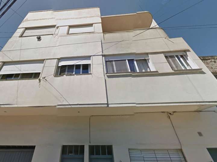 Departamento en venta en Falucho, Buenos Aires