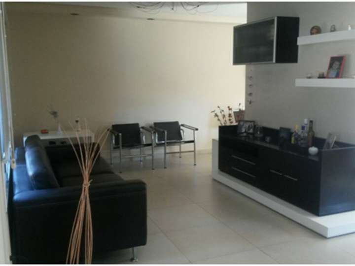 Casa en venta en General Luis María Campos, 500, Buenos Aires