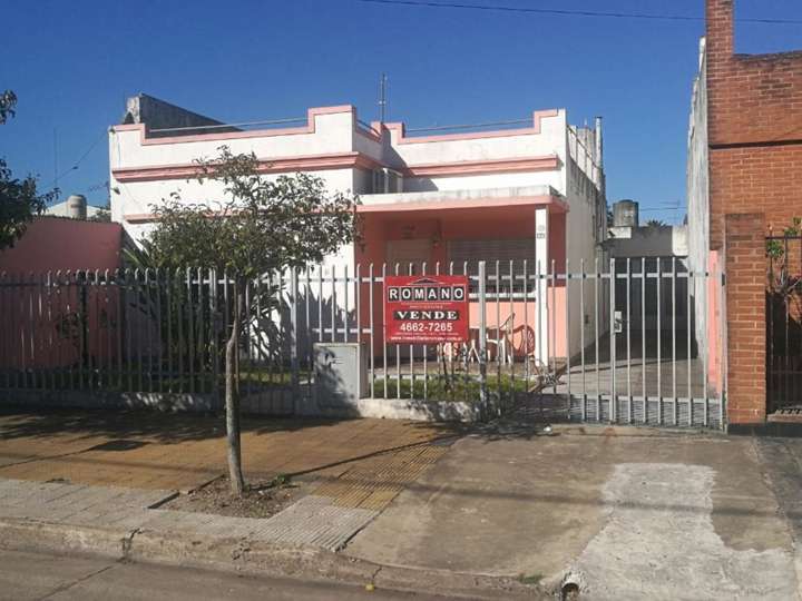 Casa en venta en Mariano Escalada, 2039, El Palomar