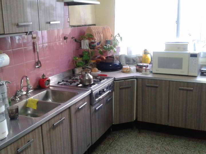 Casa en venta en 703 - Aviadora Carola Lorenzini, Ciudad Jardín Lomas del Palomar