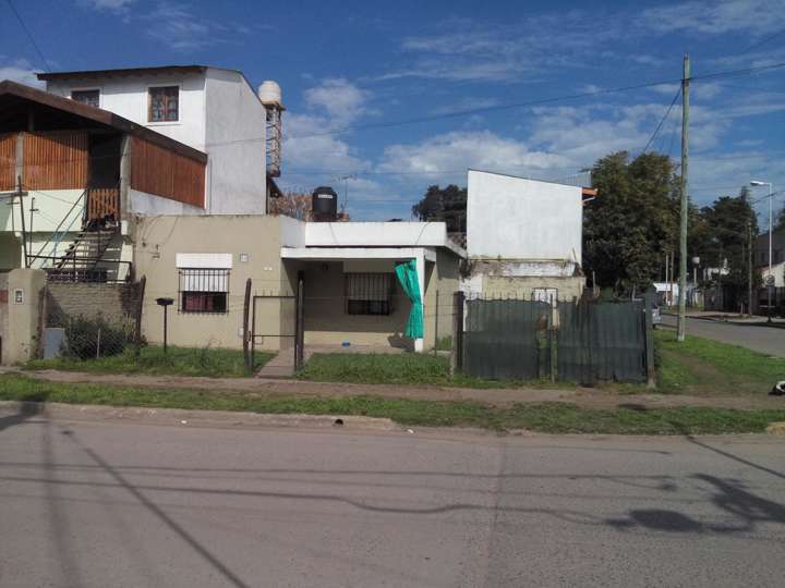 Casa en venta en Bravo, Grand Bourg