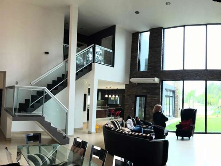 Casa en alquiler en ex-Ruta Provincial 52, Buenos Aires