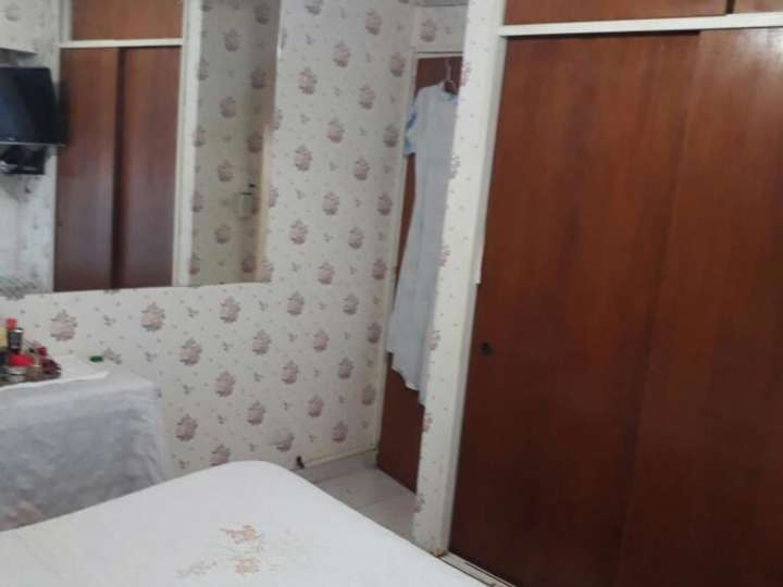 Departamento en venta en Entre Ríos, 1002, Buenos Aires