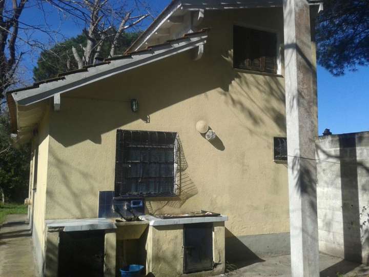 Edificio en venta en Calle 6, 1141, Santa Teresita