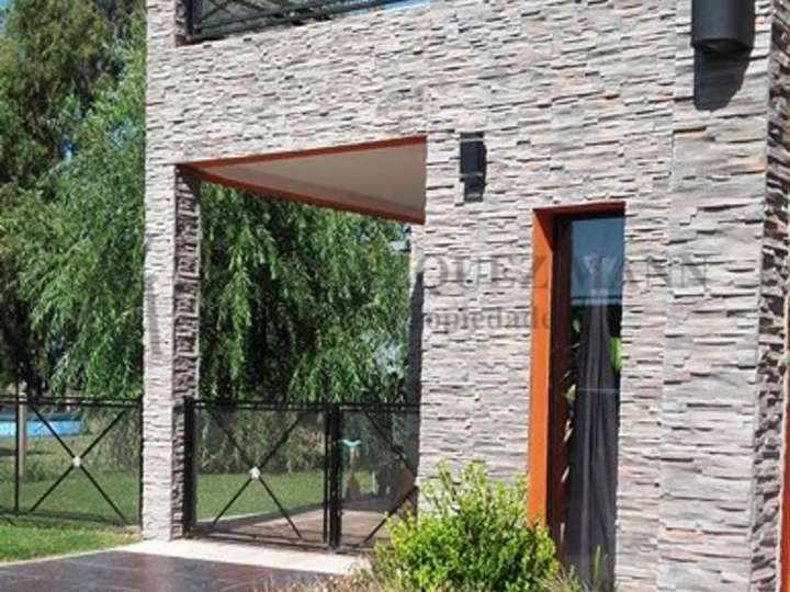 Casa en venta en Partido de Presidente Perón, Buenos Aires