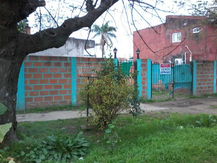 Casa en venta en Centenario, Garín