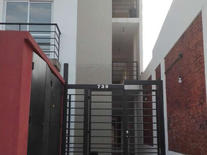 Departamento en venta en Entre Ríos, 699, Buenos Aires