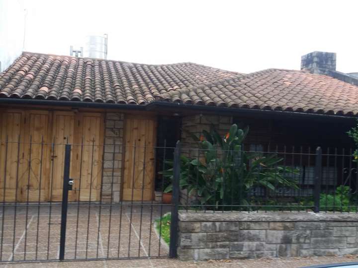 Casa en venta en Avenida del Libertador, 835, Buenos Aires