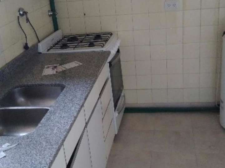 Departamento en venta en Avenida Hipólito Yrigoyen, 500, Buenos Aires