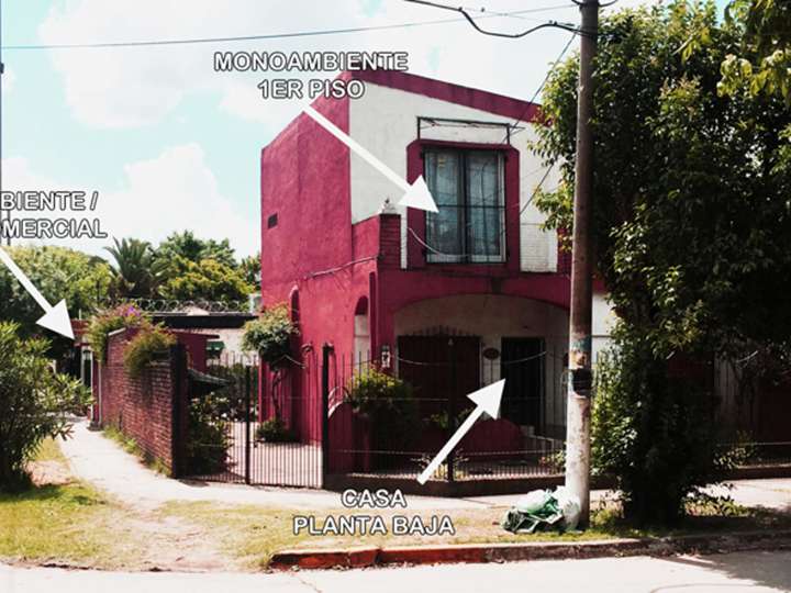 Casa en venta en 24 de Octubre, Buenos Aires