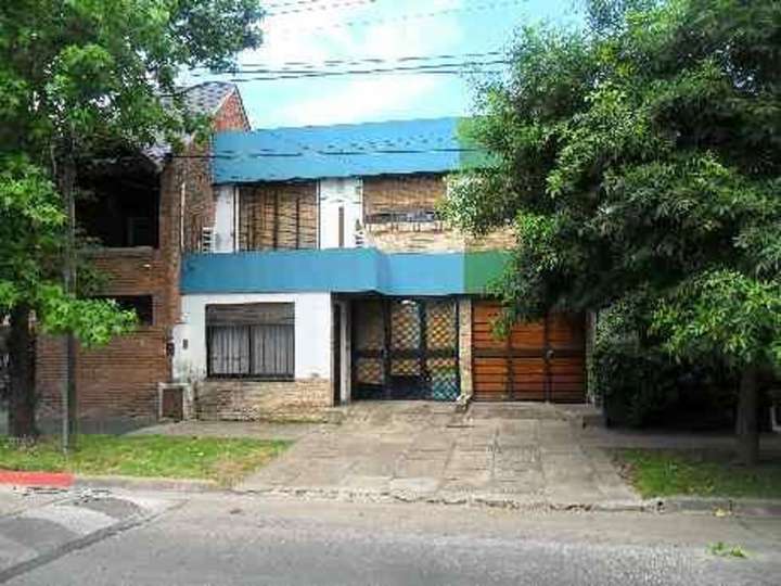 Edificio en venta en Hipólito Bouchard, 1801, Buenos Aires