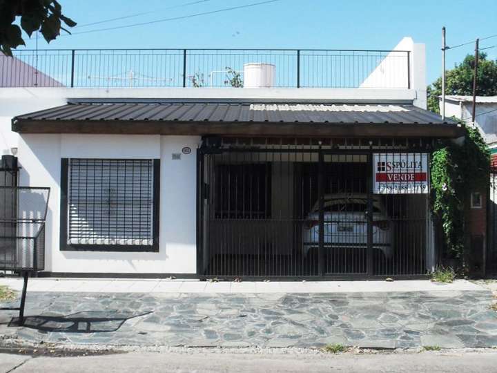 Casa en venta en 158 - Alsina, 1977, José León Suárez