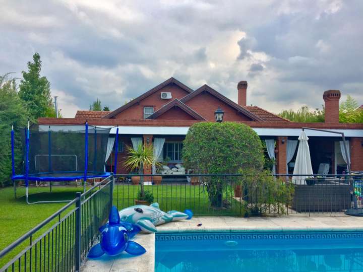 Casa en venta en Boulevard Dupuy, Canning