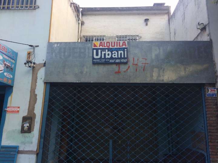 Comercial / Tienda en venta en Avenida Presidente Arturo Umberto Illia, Bella Vista