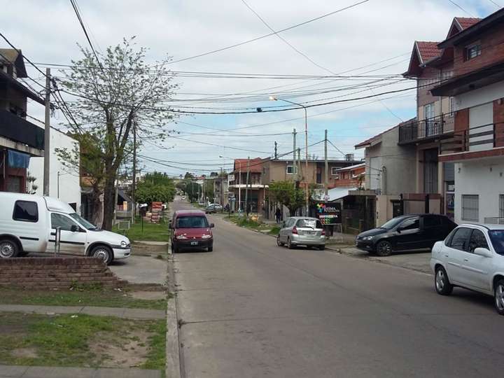 Comercial / Tienda en venta en Adolfo Sourdeaux, Bella Vista