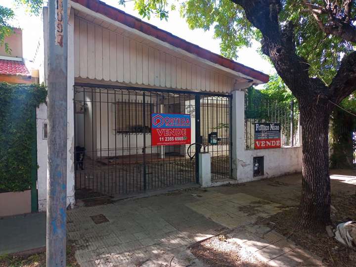 Casa en venta en San José, Muñiz