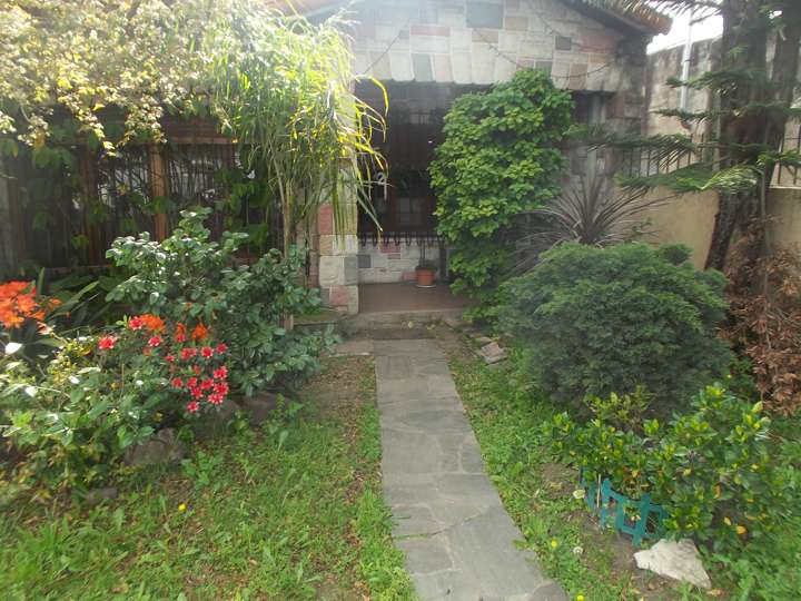 Casa en venta en General Madariaga, 3943, Buenos Aires
