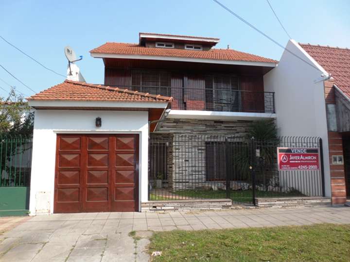 Casa en venta en Francisco Portela, 1372, Buenos Aires