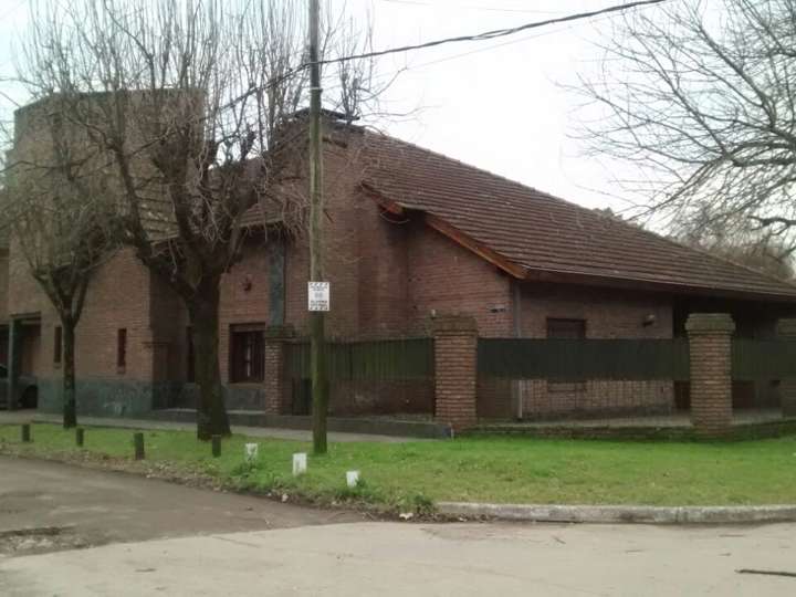 Casa en venta en Nemesio Trejo, Los Polvorines