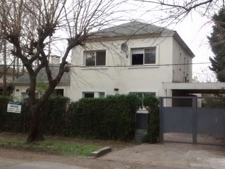 Casa en venta en Avenida Presidente Juan Domingo Perón, Los Polvorines