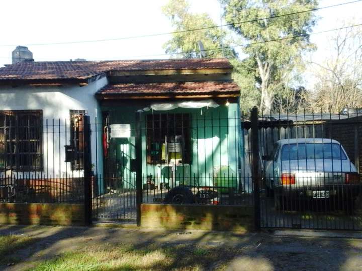 Casa en venta en Rafael Arcos, Buenos Aires