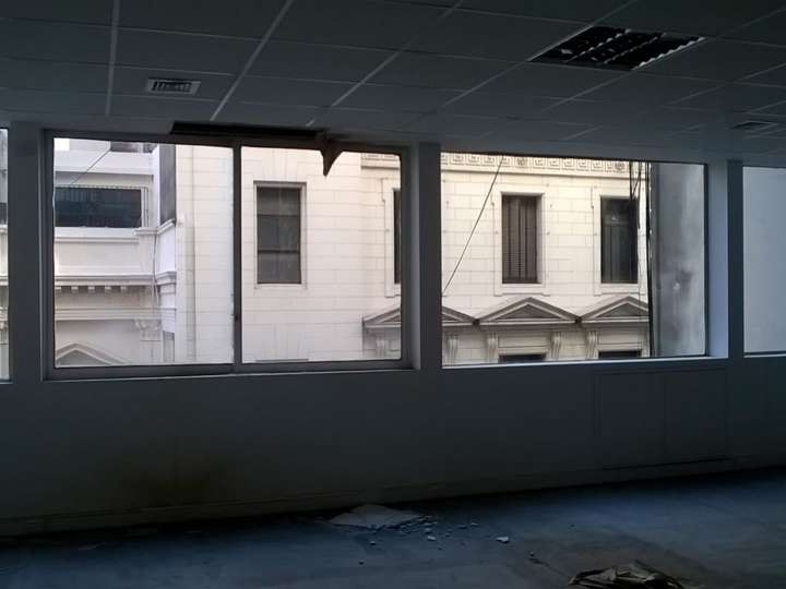 Oficina en alquiler en Avenida Corrientes, Ciudad Autónoma de Buenos Aires