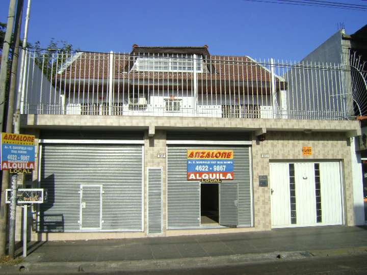 Casa en venta en Avenida Boulogne Sur Mer, 1399, Tapiales