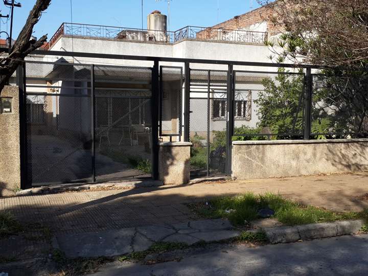 Casa en venta en Pedro Miguel Aráoz, 1300, Buenos Aires