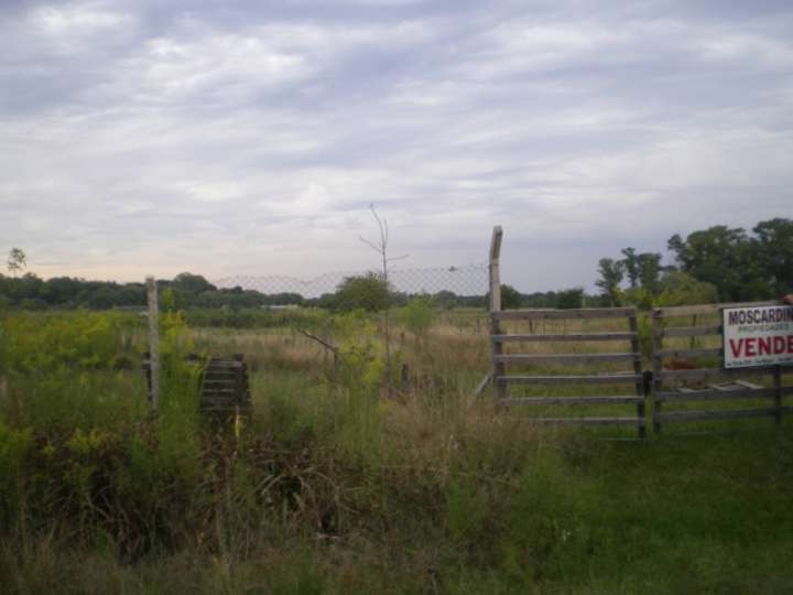 Terreno en venta en Domingo Faustino Sarmiento, Buenos Aires