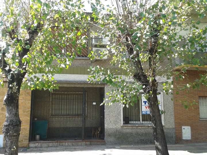 Edificio en venta en Cristóbal Colón, 999, Morón