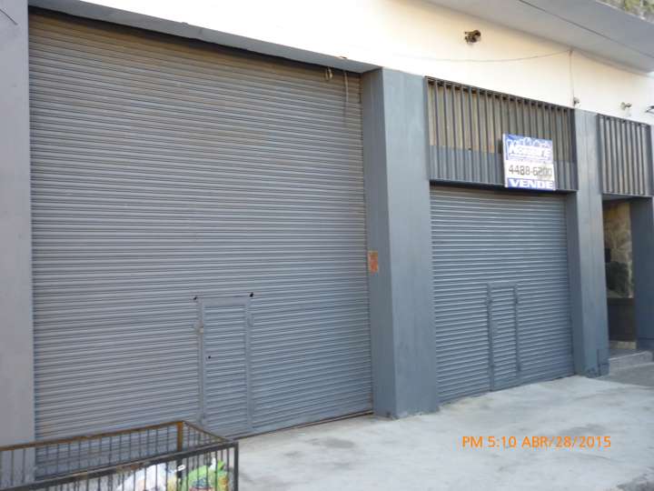 Comercial / Tienda en venta en J. M. Serrano, 2697, Caseros