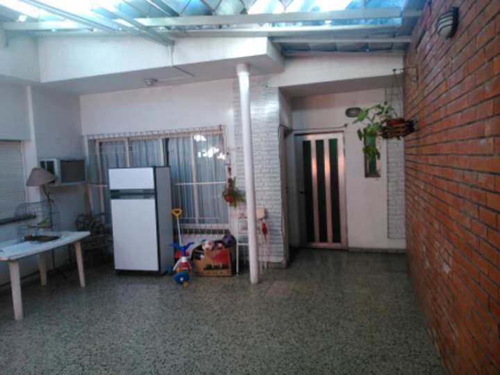 Casa en venta en Pasaje Petion, 744, Santa Fe