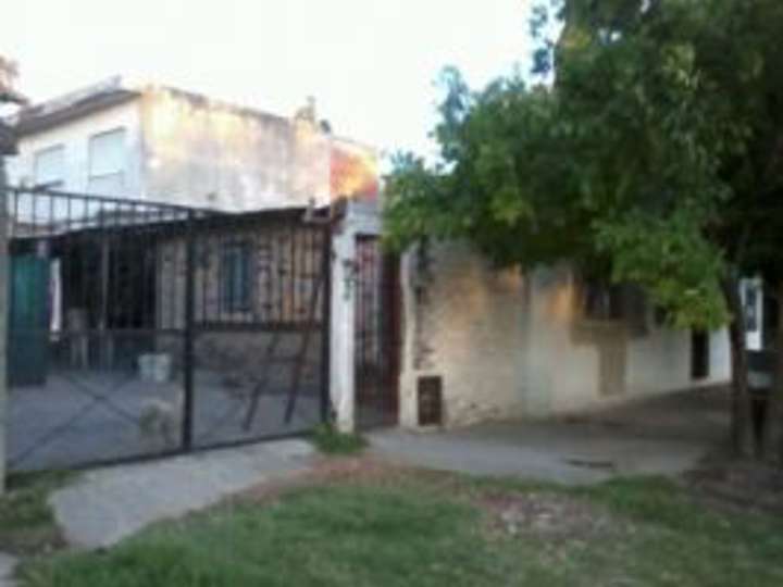 Casa en venta en J. M. Prieto, Burzaco