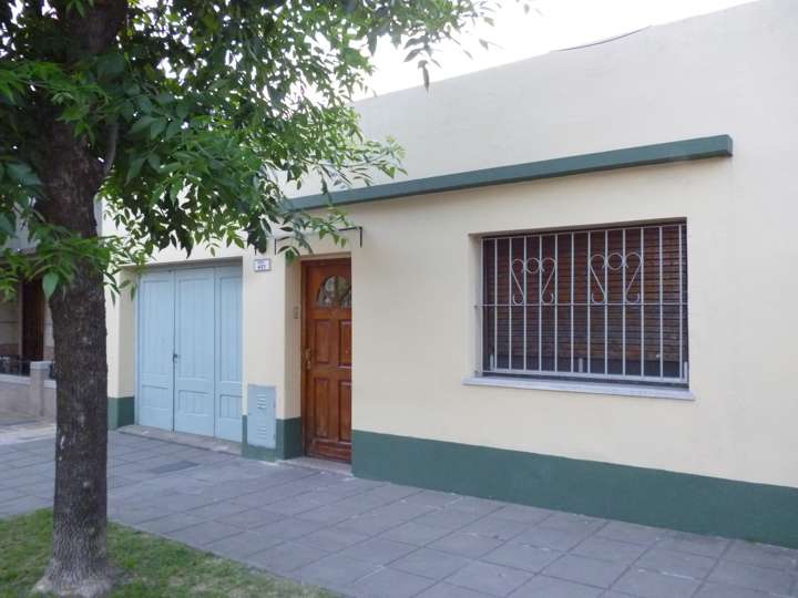 Casa en venta en Arenales, 452, Campana