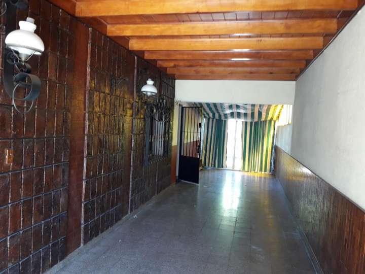 Casa en venta en Manuel de Falla, 354, Buenos Aires