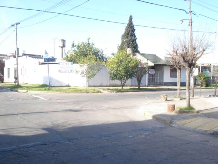 Casa en venta en Miralla, 3102, La Tablada