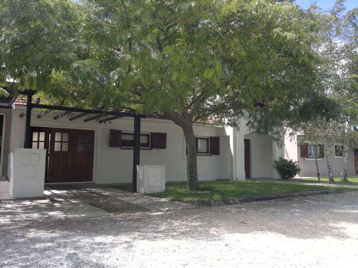 Casa en venta en 40 - Avenida Dorrego, 949, San José de Balcarce