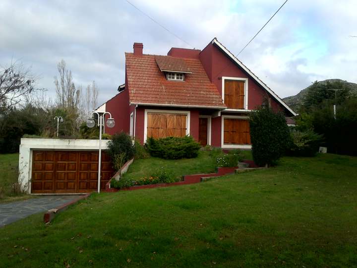 Casa en venta en 32 - Avenida Suipacha, 1401, San José de Balcarce
