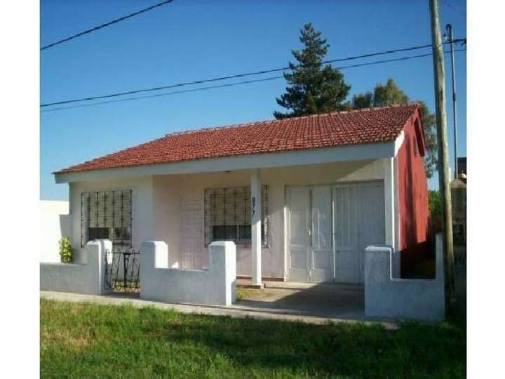 Casa en venta en Calle 8, 2199, Santa Teresita