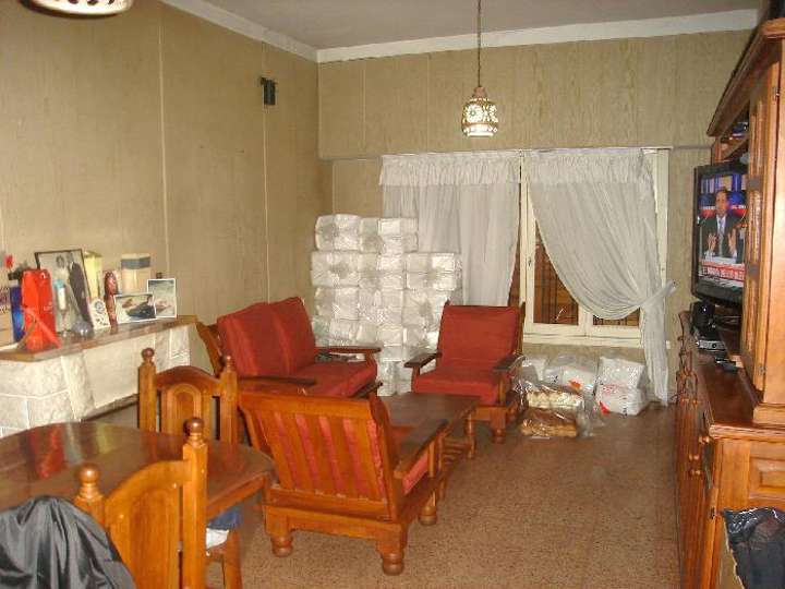 Casa en venta en Concejal Horacio Julián, 588, Buenos Aires