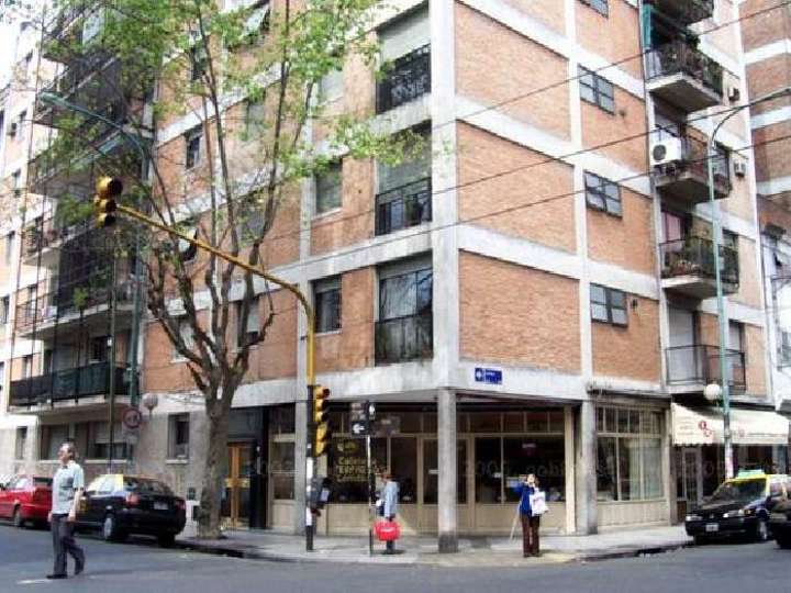 Departamento en venta en Hipólito Yrigoyen, 3000, Ciudad Autónoma de Buenos Aires