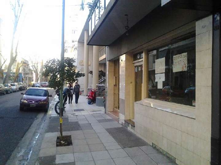 Comercial / Tienda en alquiler en Blanco Encalada, 2502, Ciudad Autónoma de Buenos Aires