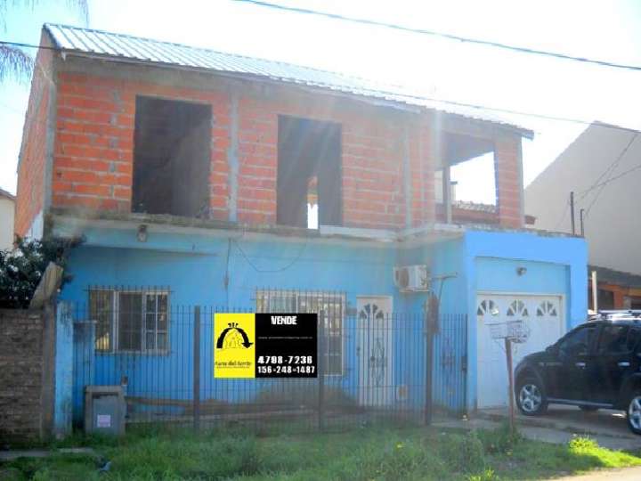Casa en venta en José Ignacio Rucci, Garín